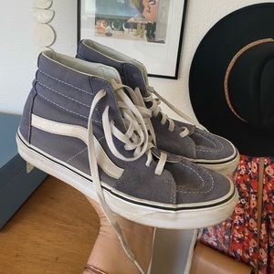 Women size 11 Vans Classics
